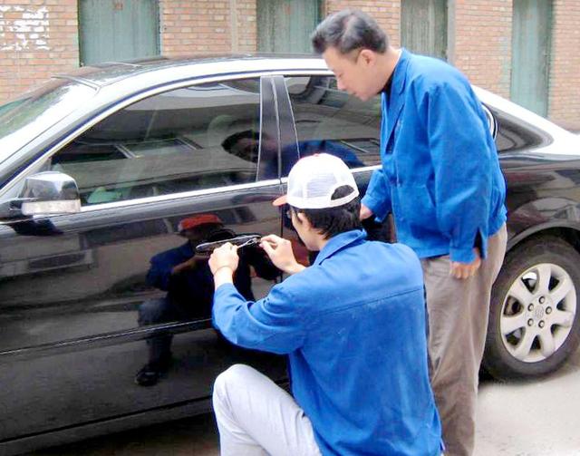 临沂罗庄区开锁公司：车钥匙坏了怎么办
